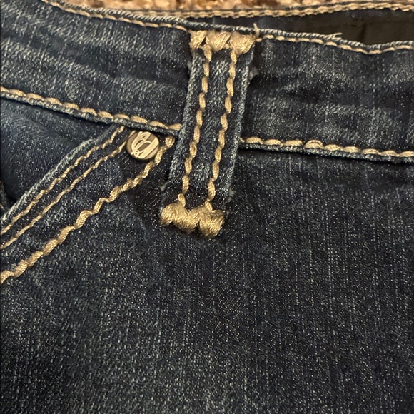 Nine West Wide Legged Embroidered Women's Jean- Size 14/32 - Picture 9 of 13